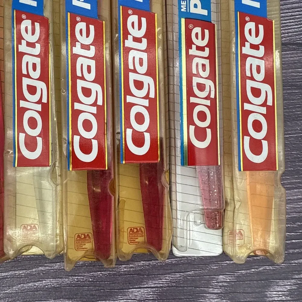 12 Vintage Colgate Plus Toothbrush Diamond 1 Shaped Full Head Medium Bristles